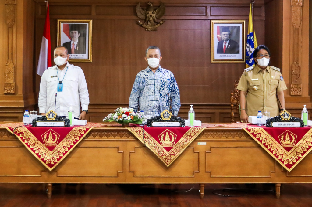 Bupati Giri Prasta Hadiri Rakor Tematik Manajemen Aset Daerah